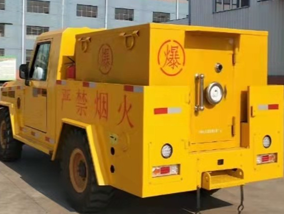 长沙凯龙爆破器材运输车：保障爆破任务的安全运行
